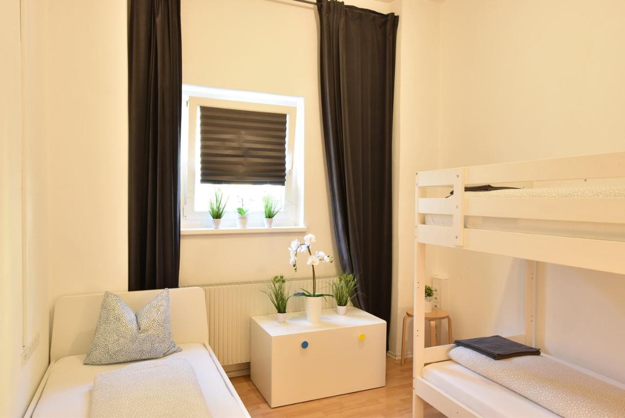 Big Place In City Center With Parking Innsbruck Bagian luar foto